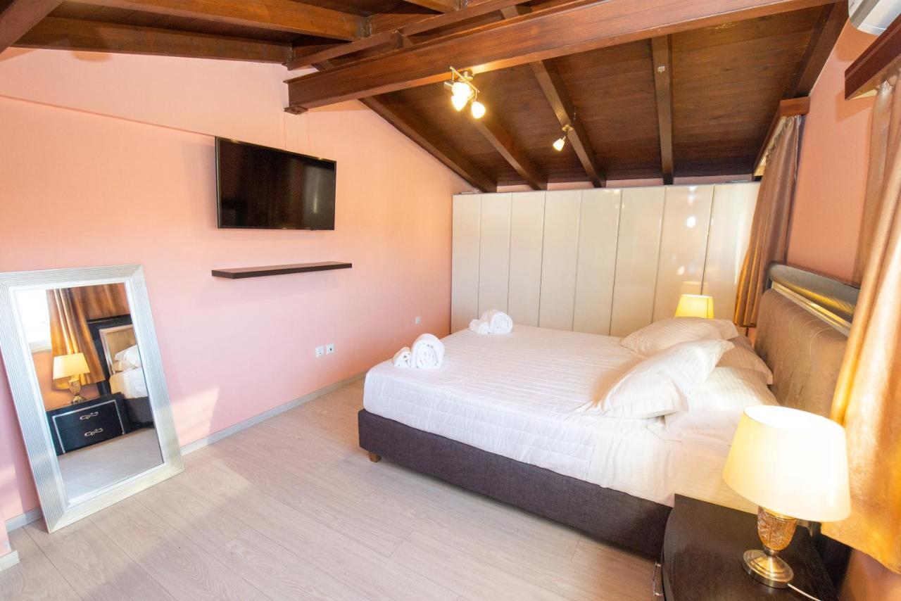 Venetian Apartments, 650M From Corfu Port Luaran gambar